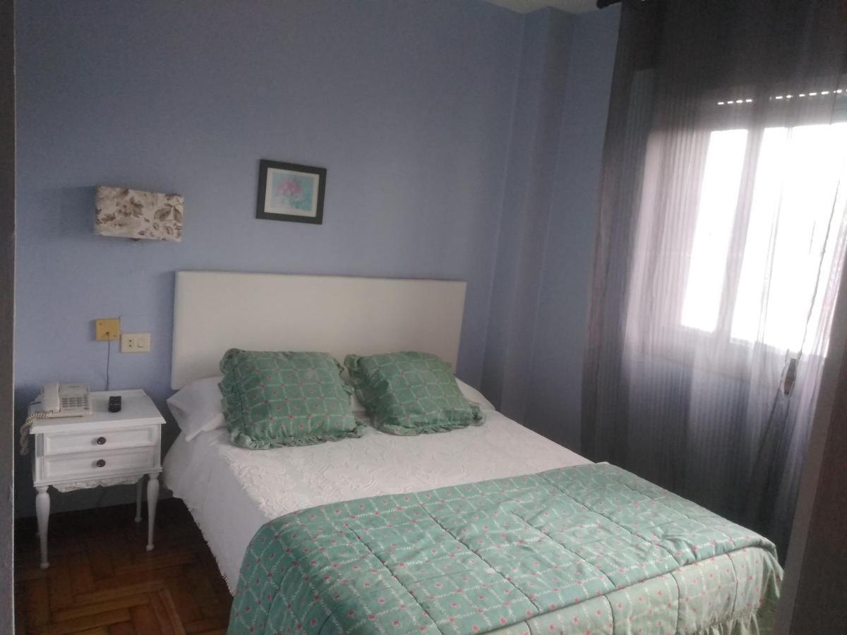 Quarto Individual com Casa de Banho Privativa