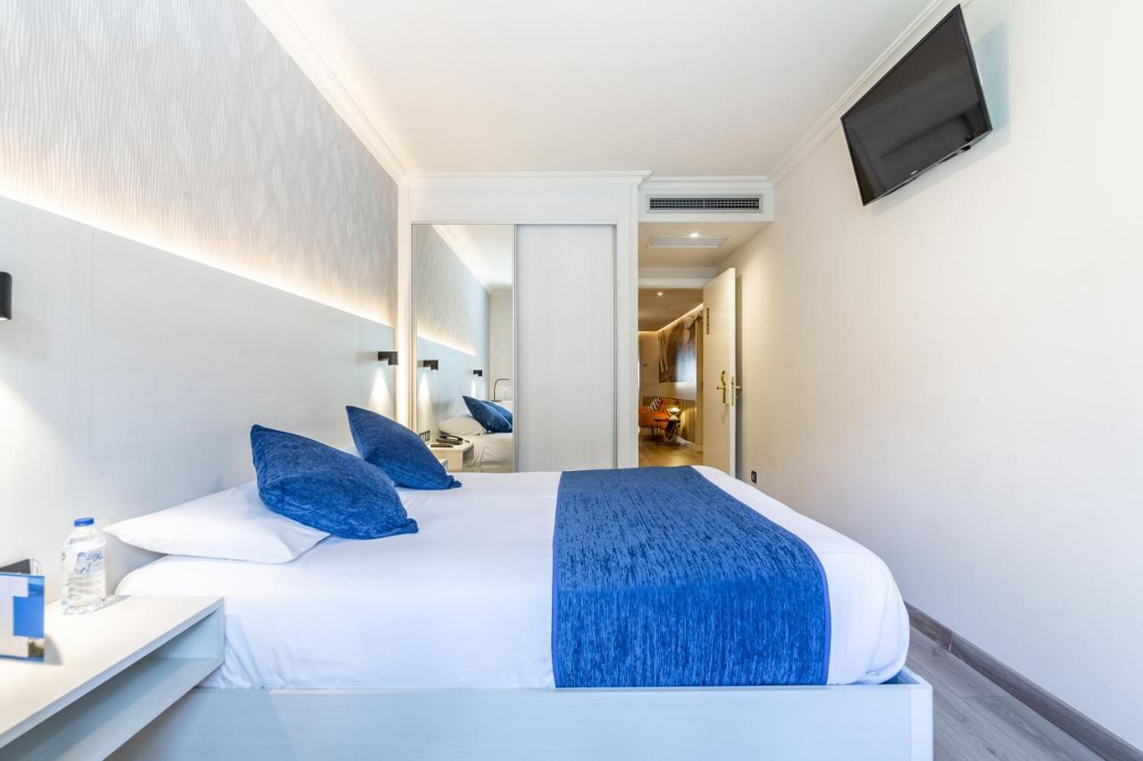 Superior Double or Twin Room,1318678504:JPEG